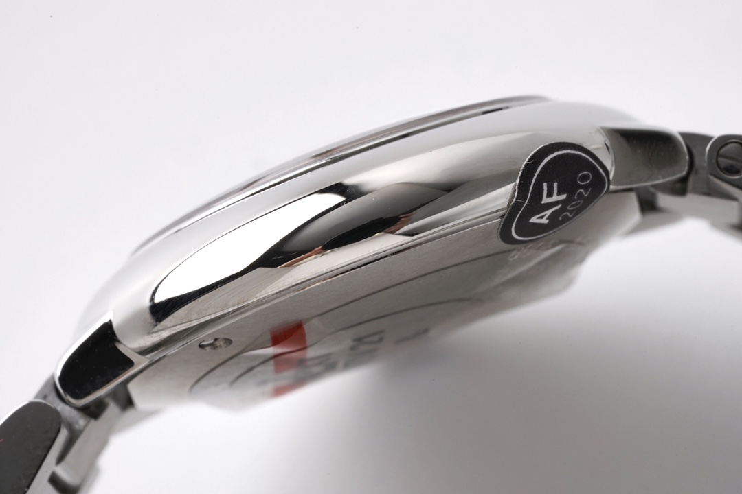 Cartier 28mmW2BB0009 ladies watch!