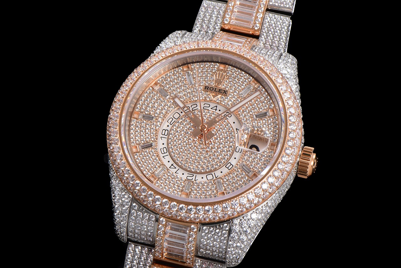 Rolex Sky-Dweller. Sky-Dweller custom-made version shines 655985,