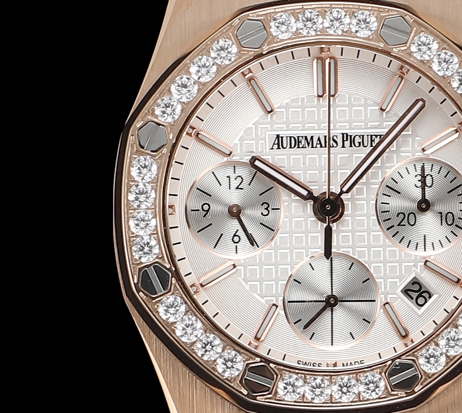 Audemars Piguet Royal Oak Women's Multifunctional Chronograph Mechanical Watch