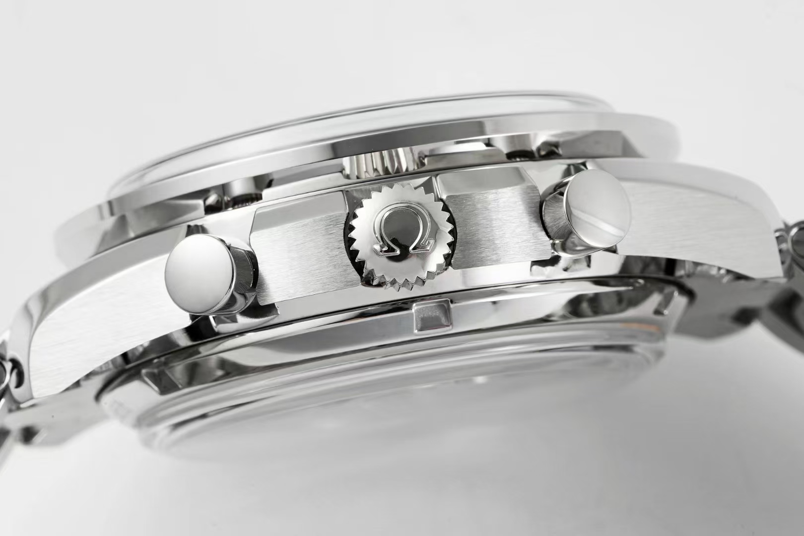 Omega Speedmaster series running seconds chronograph mechanical men's watch