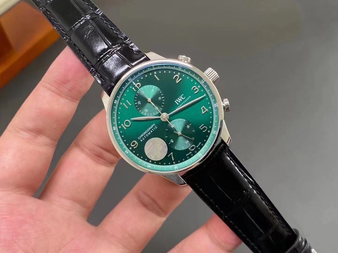 Green Surface IWC Portugal Series Transparent Bottom   style