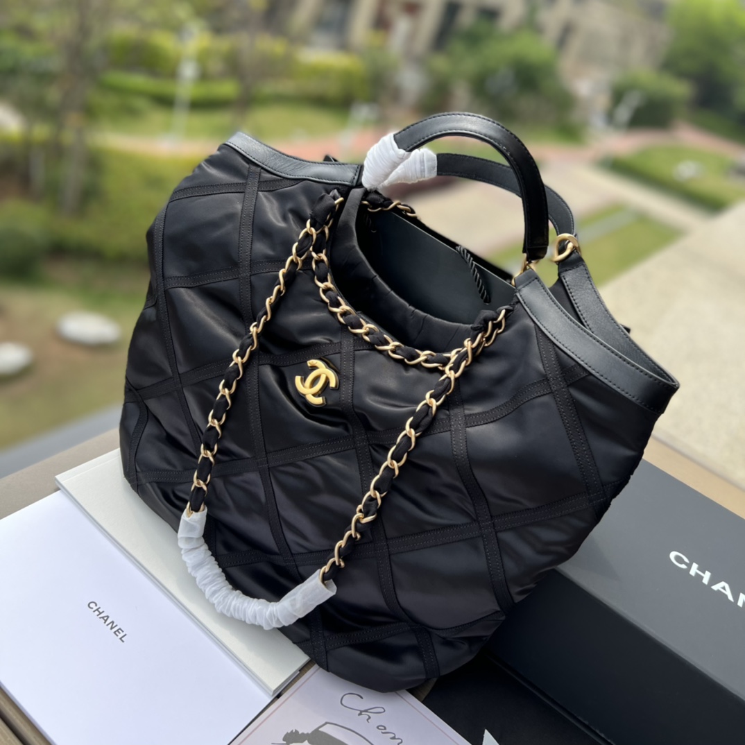 Chanel 165563 Advanced Bag