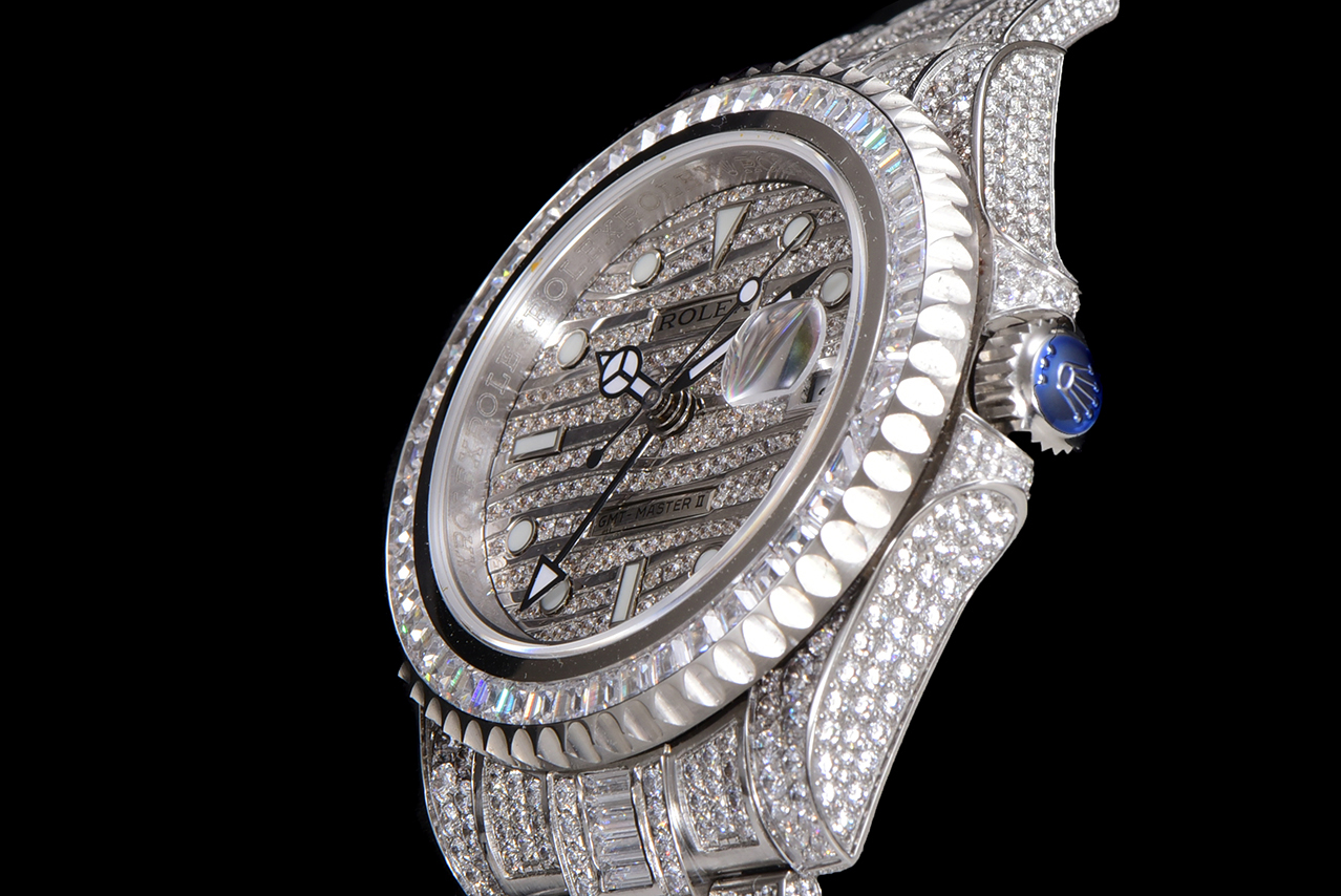 Rolex Greenwich II with pavé diamonds——ROLEX116769TBR-74779B