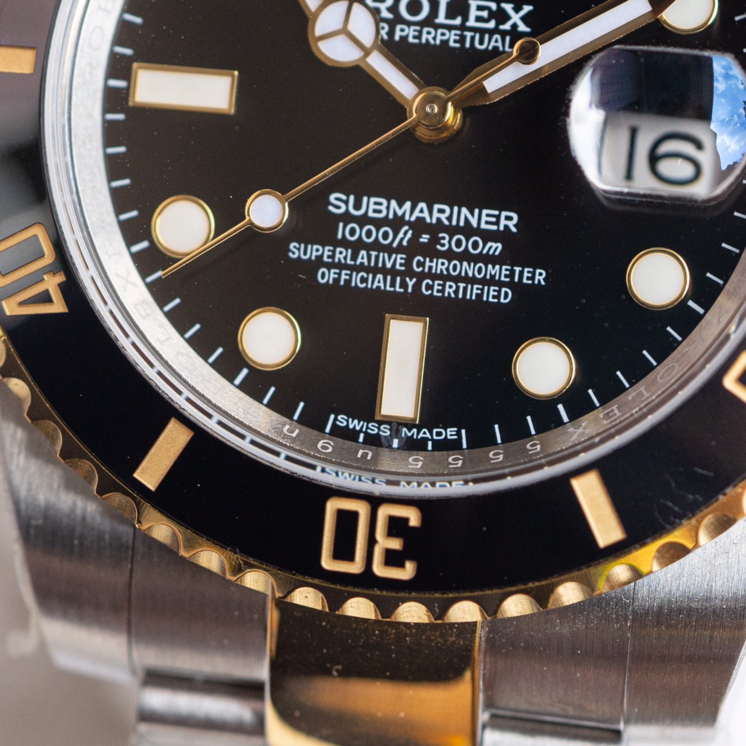 The bezel watch of Rolex Green Water Ghost 116610LV