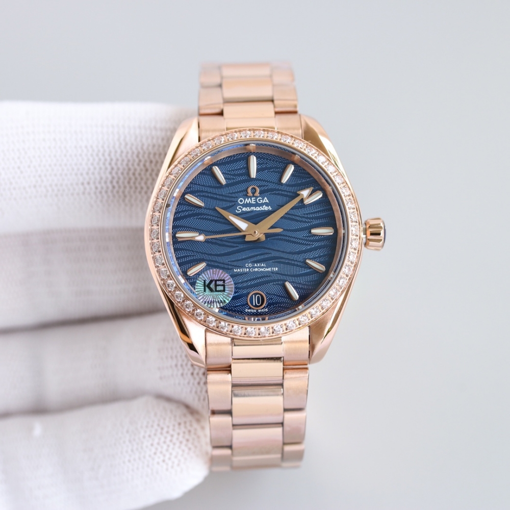 The Omega Seamaster series has a diameter of 34mm.