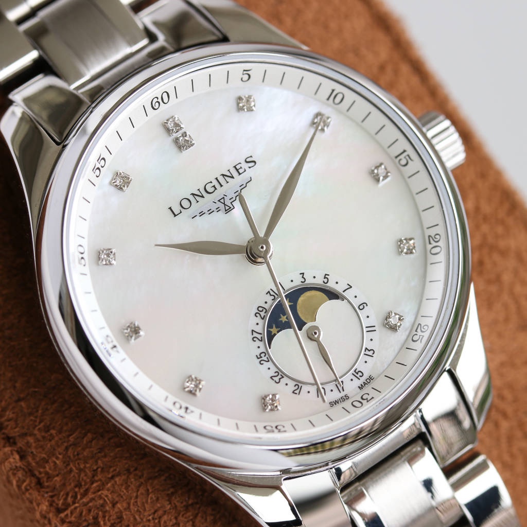 Longines' famous women's series L2.409..4.87.4 is simple and elegant,