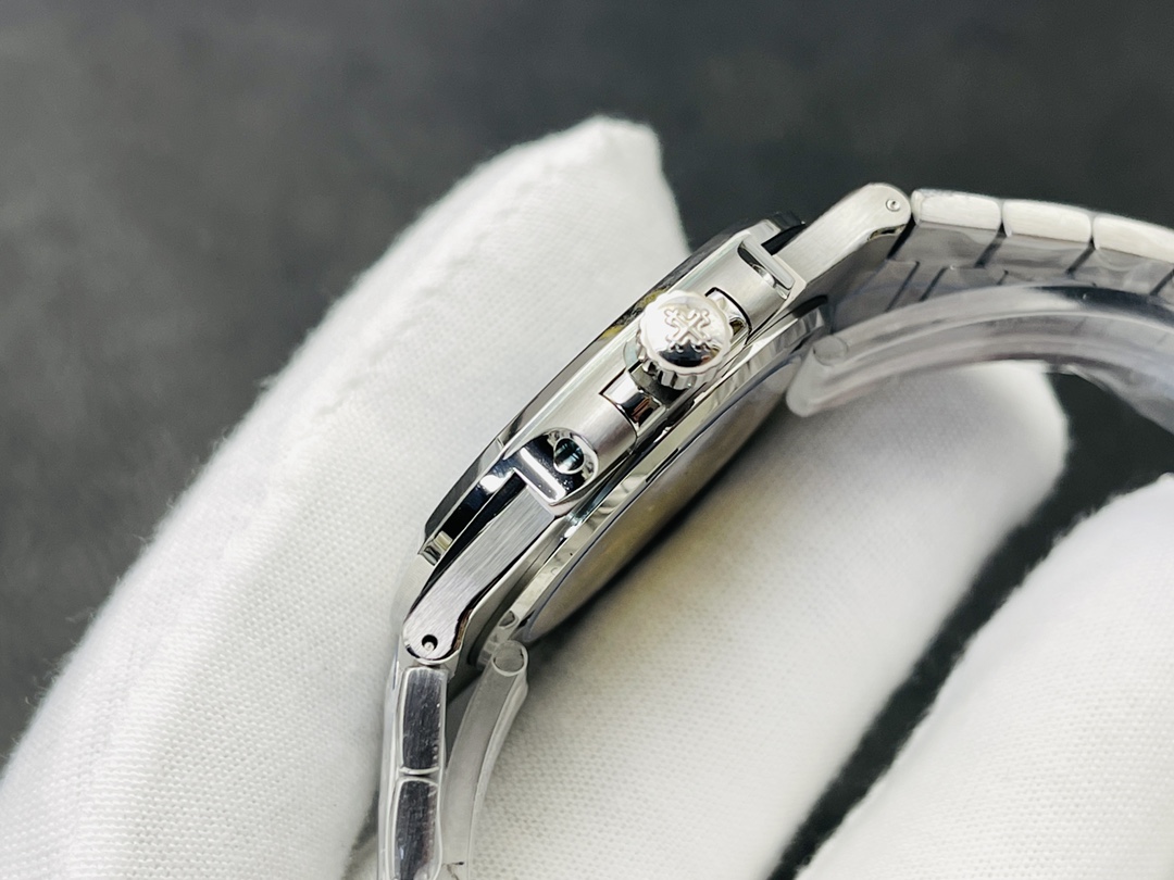 Patek Nautilus 5711 Pattek co-branded Tiffany global limited edition!