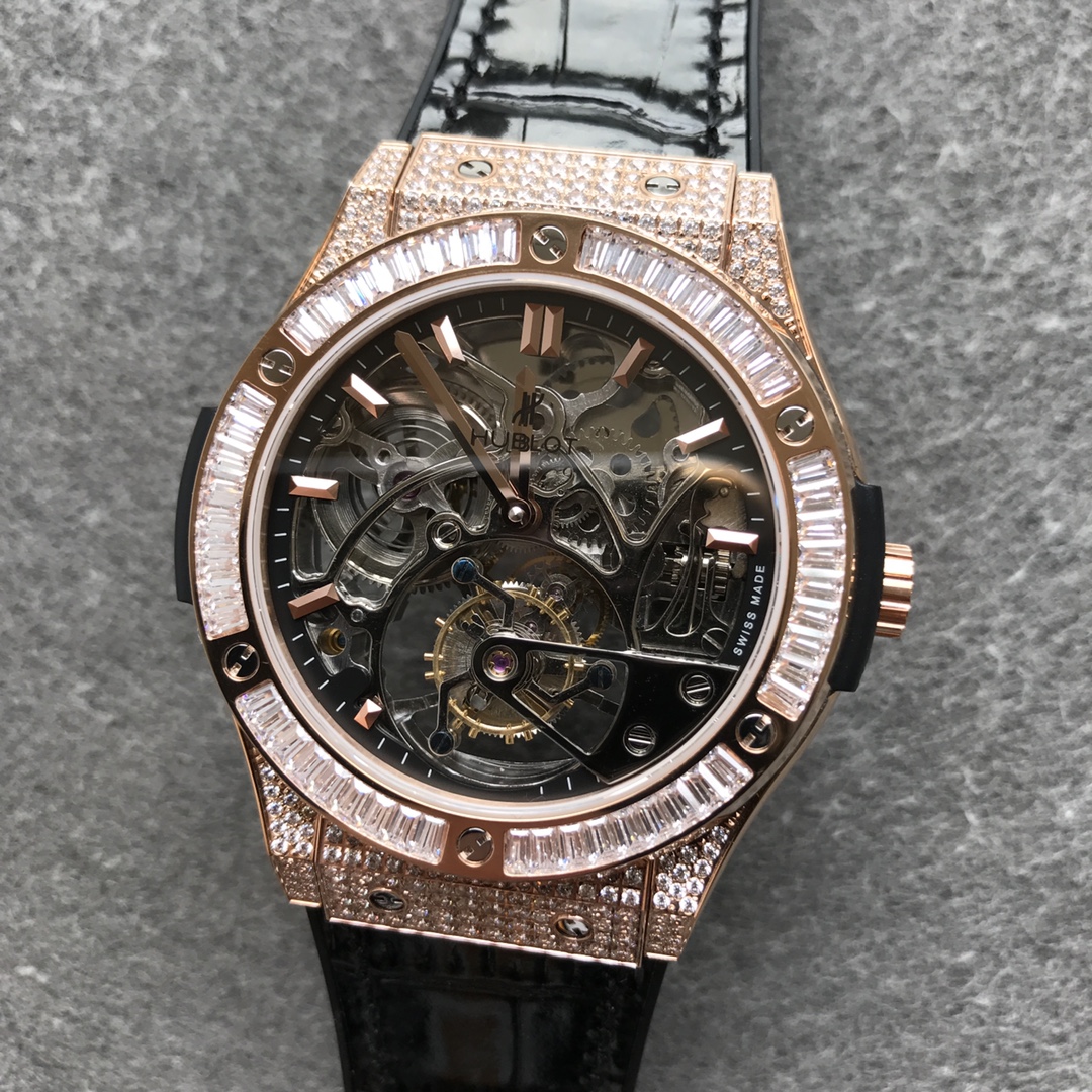 Hublot (CLASSIC FUSION) series tourbillon alone creates the thinnest tourbillon 19886 watch