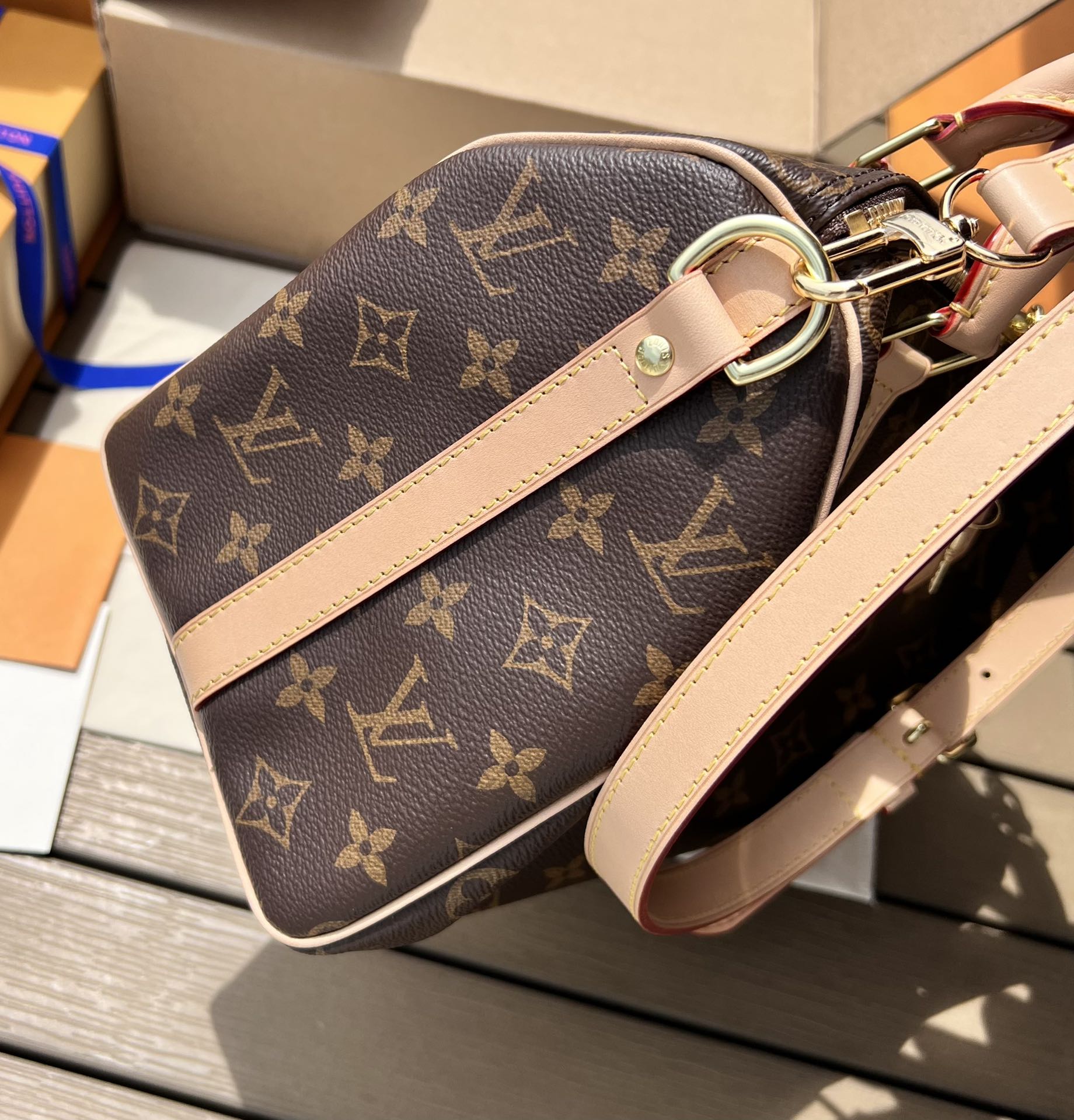LV163479 bag