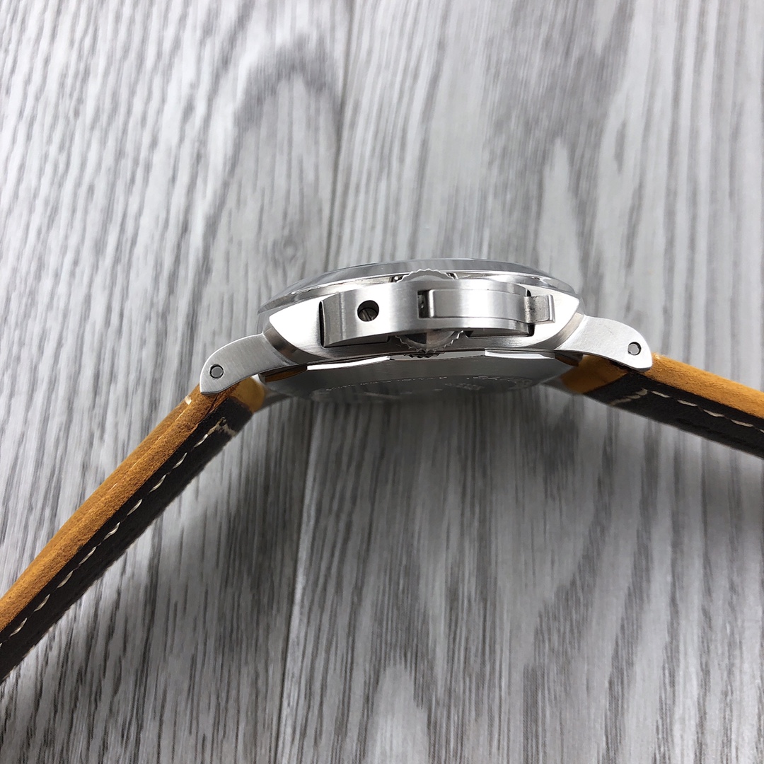 Panerai Lumino series PAM01359