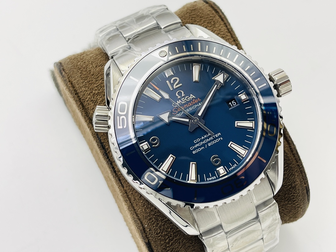 Omega Omega Seamaster Series 600-meter Diving Men's Watch!