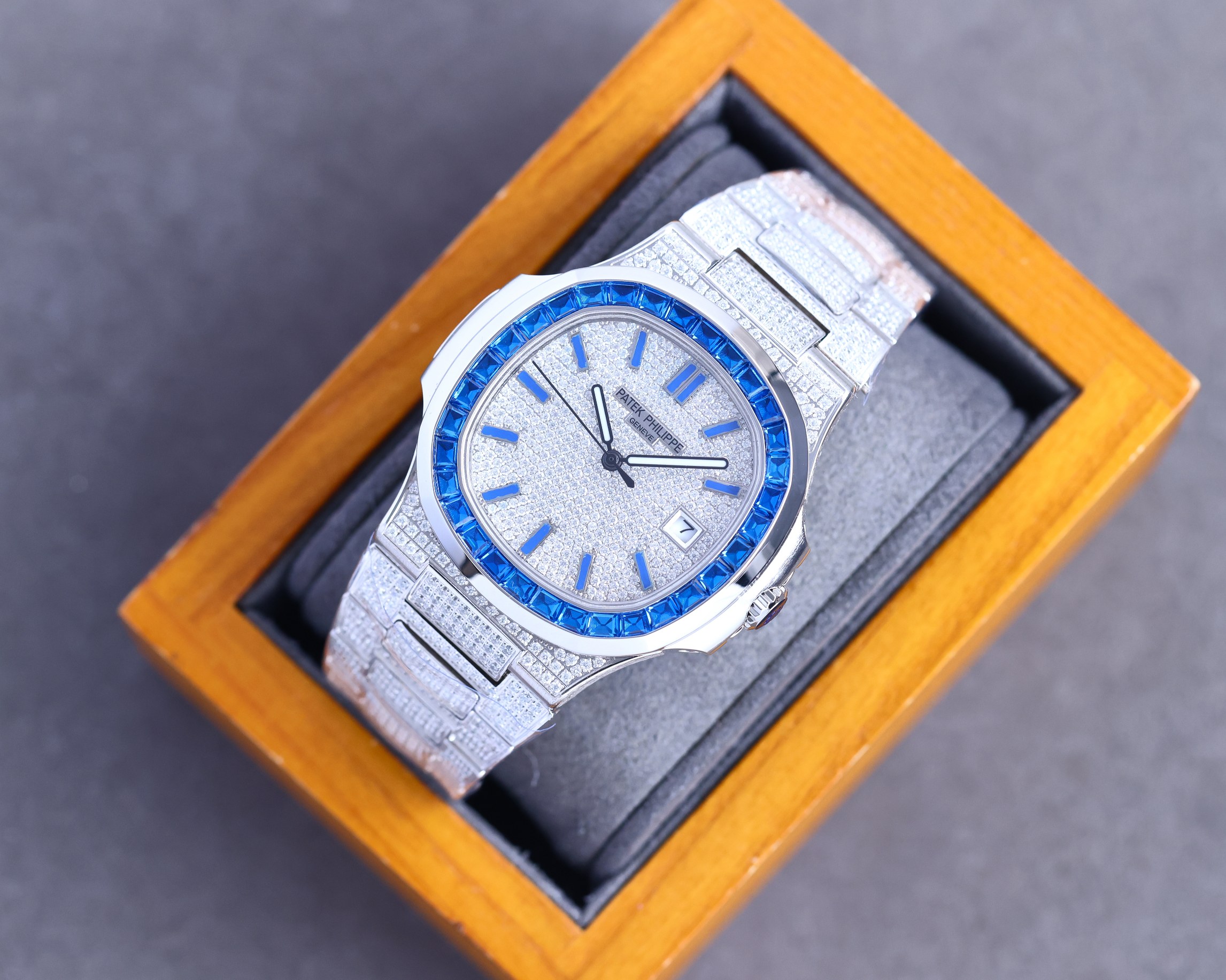 Patek Philippe's king of steel watches, the Nautilus 5711A watch,