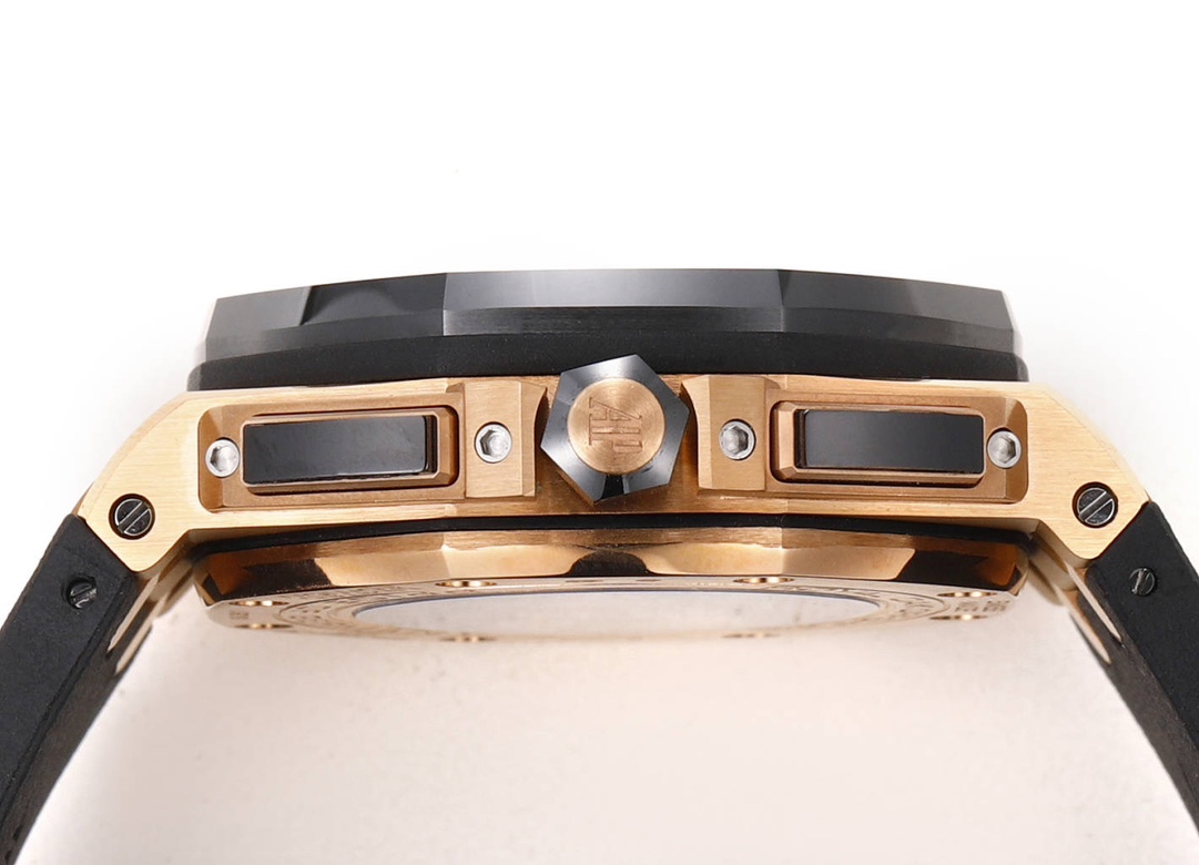 Audemars Piguet Royal Oak Offshore 26405CE.A056CA.01 series