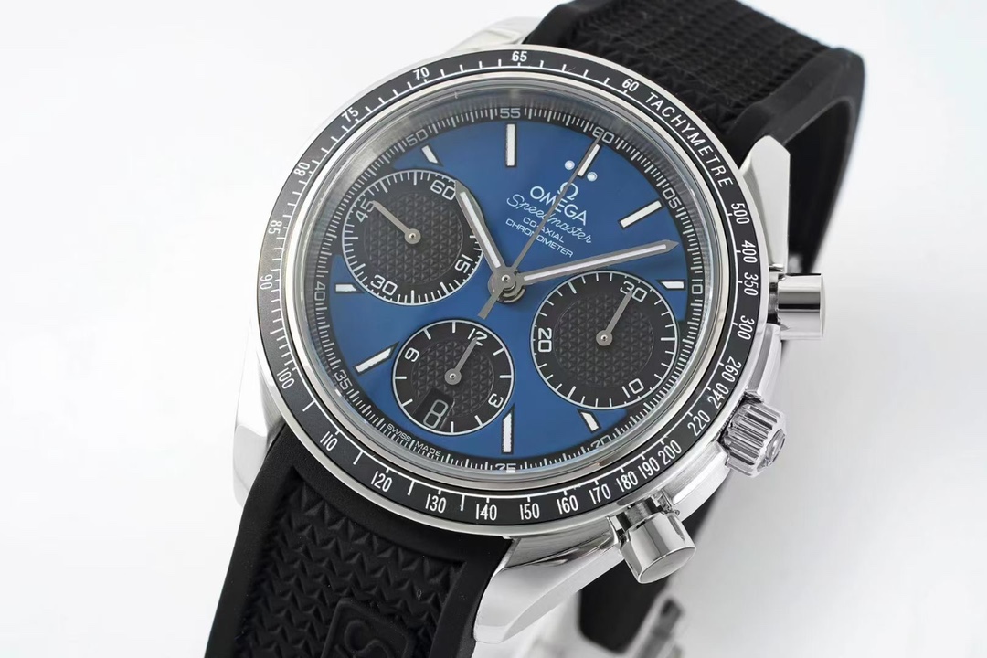 Omega Speedmaster series 326.32.40.50.06.001 multi-function chronograph watch.