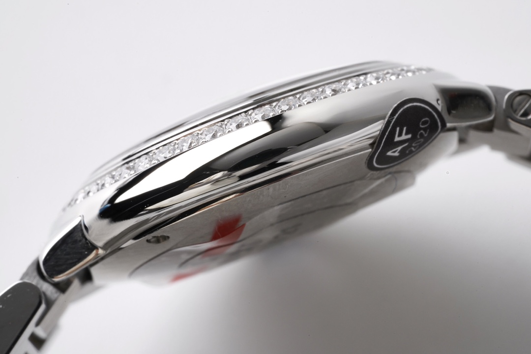 Blue Balloon CARTIER Cartier Blue Balloon 33mm women's model W4BB0016