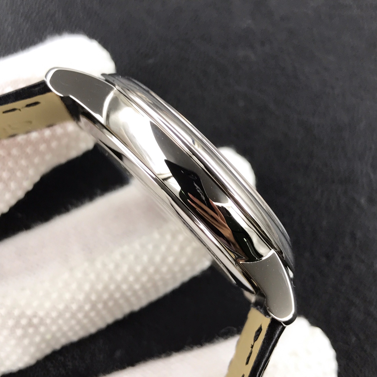 Omega’s new De Ville is a replica of the most powerful Omega De Ville watch