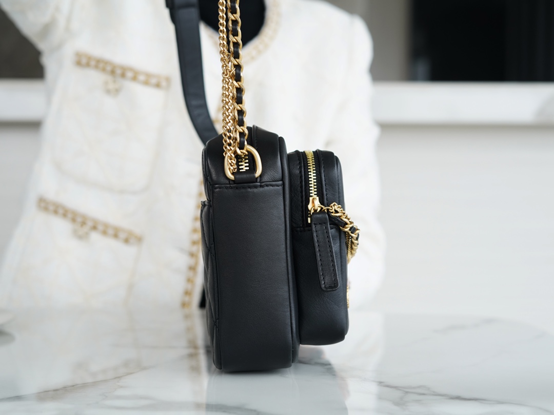 Chanel 165598 Advanced Bag