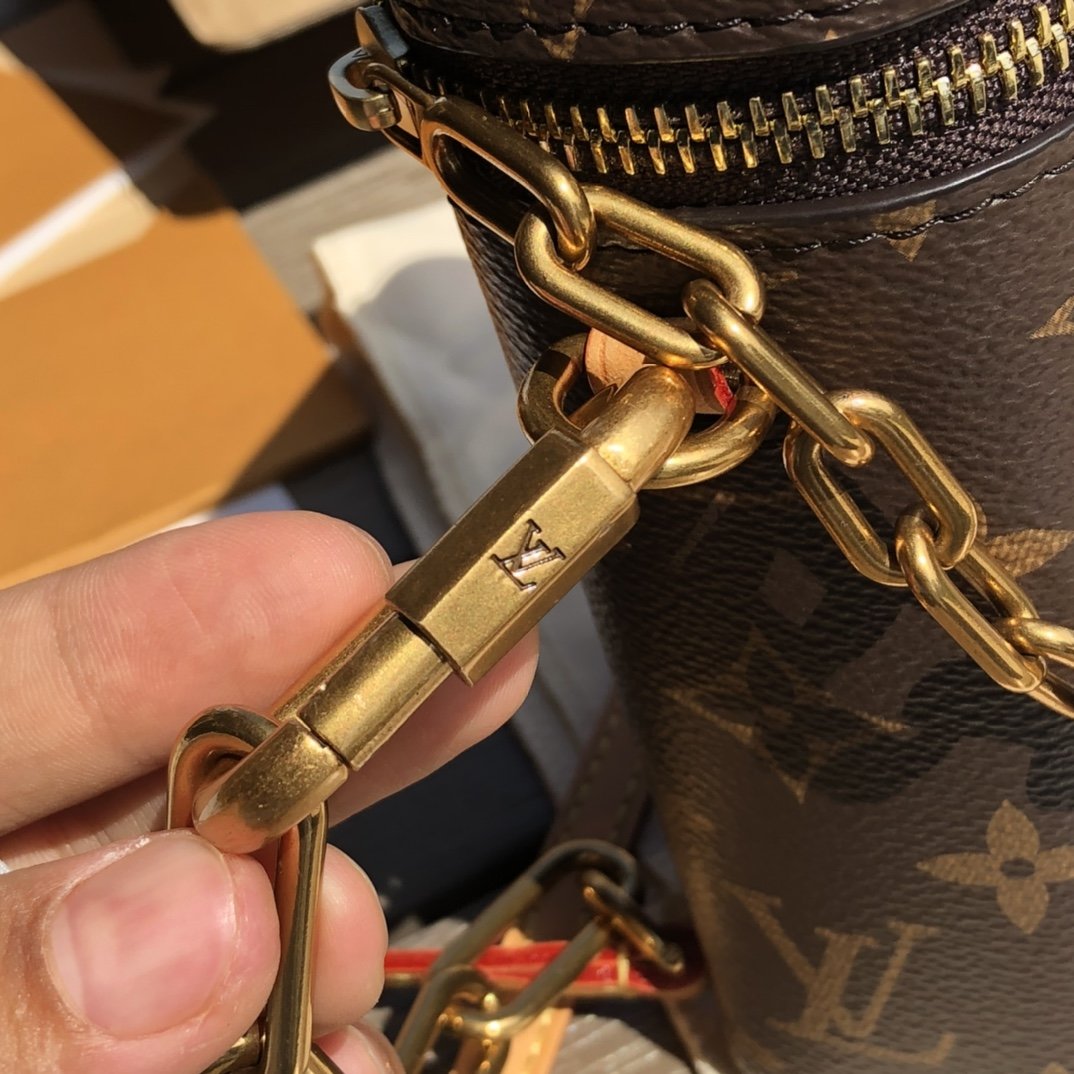 LV163692 bag