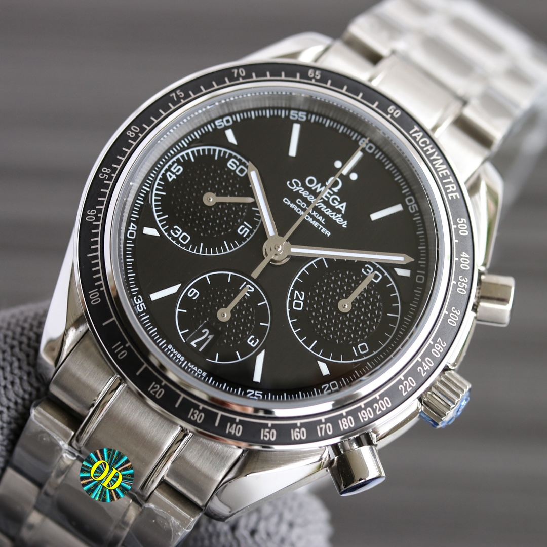 Omega Speedmaster series 326.32.40.50.06.001 multi-function chronograph watch.