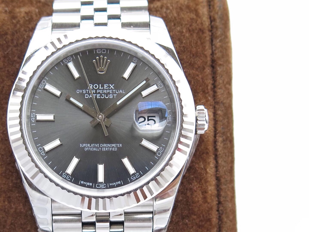 Rolex 3235 Automatic Mechanical Movement Datejust Series 126235 Men’