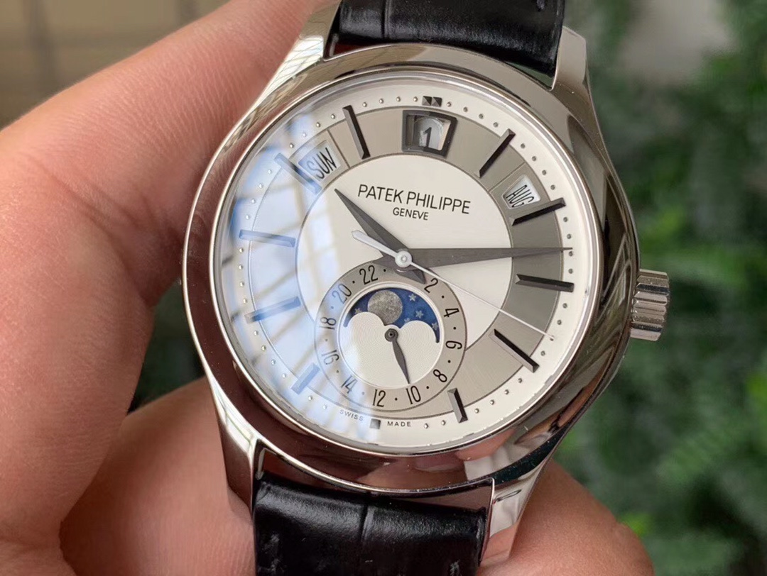 Patek Philippe Patek Philippe 5205G-013 watch