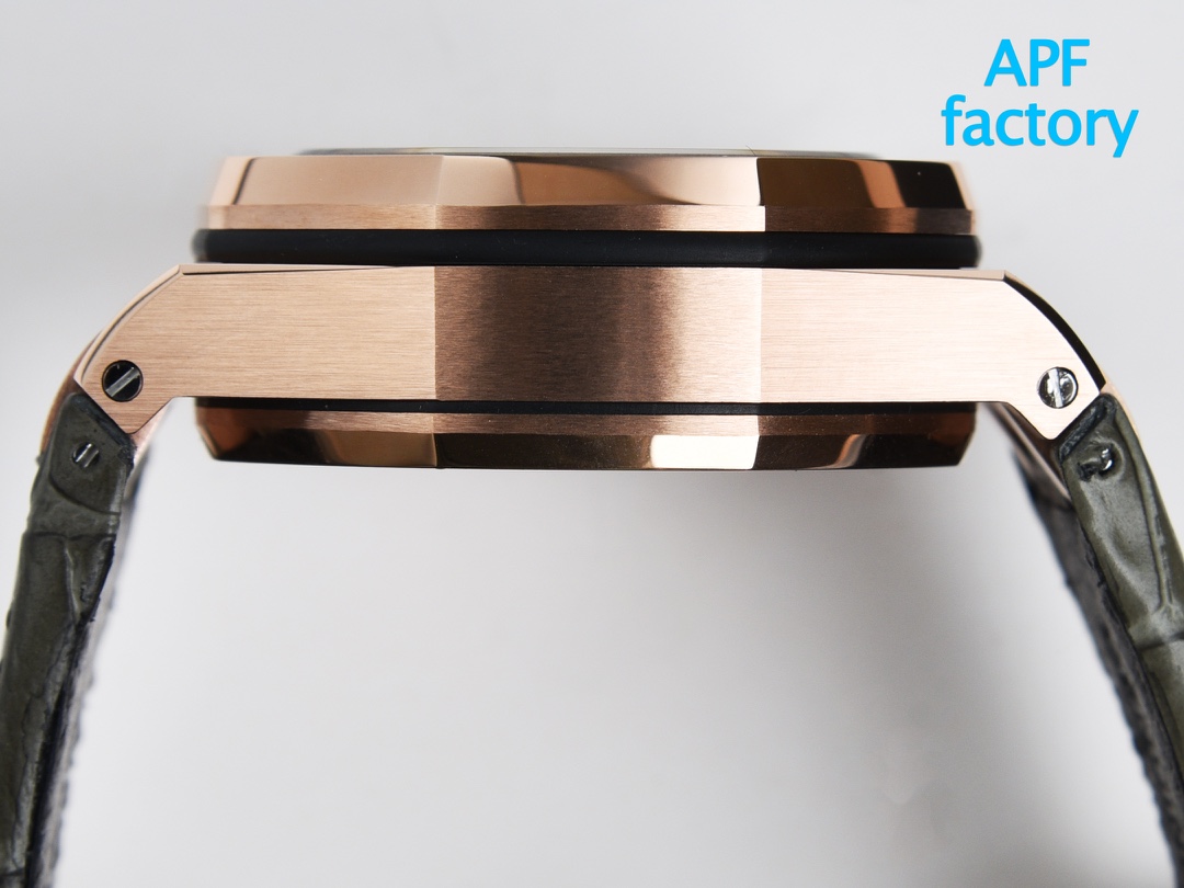 Audemars Piguet Royal Oak Offshore 26238 series 42mm watch