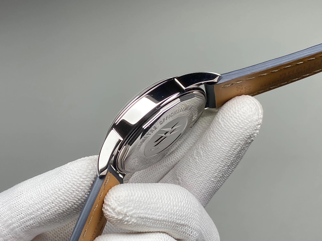 Breitling Transocean Day & Date