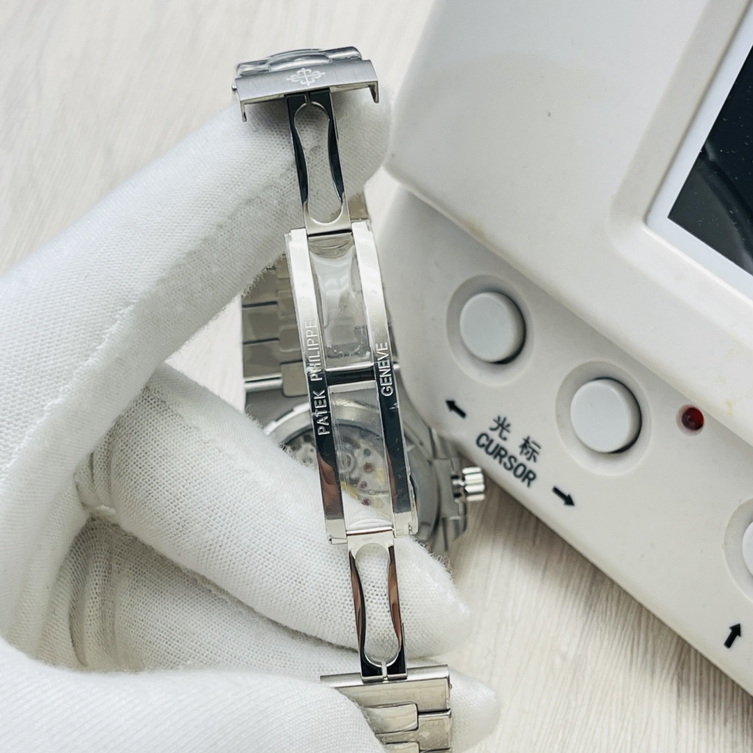 Patek Nautilus 5711 Pattek co-branded Tiffany global limited edition!