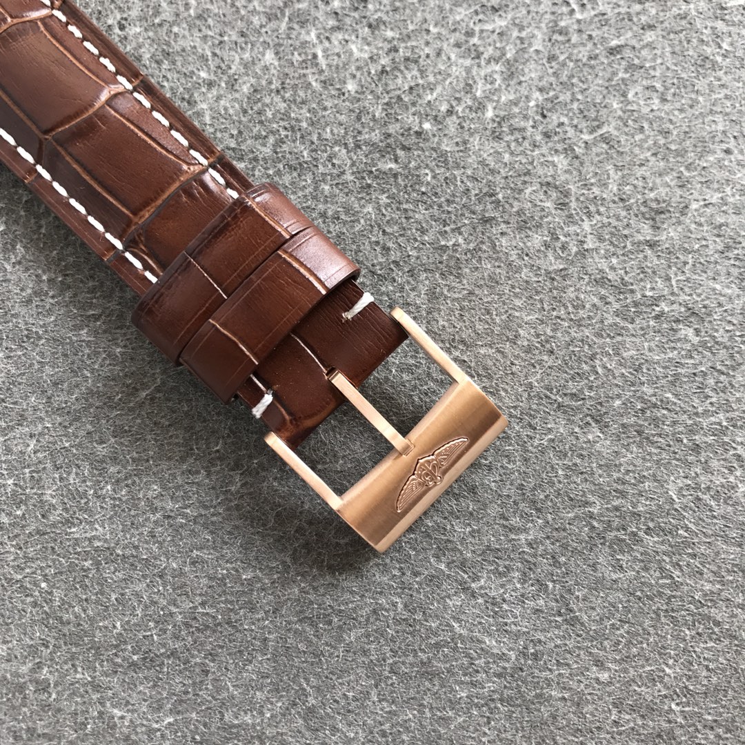 Breitling's super domineering BL Breitling Pilot 8