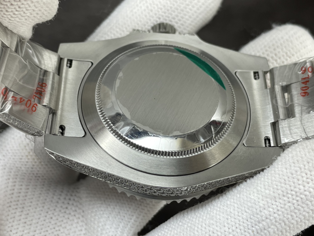 Rolex Gypsophila watch in history-Submariner Special Diamond Pavé!