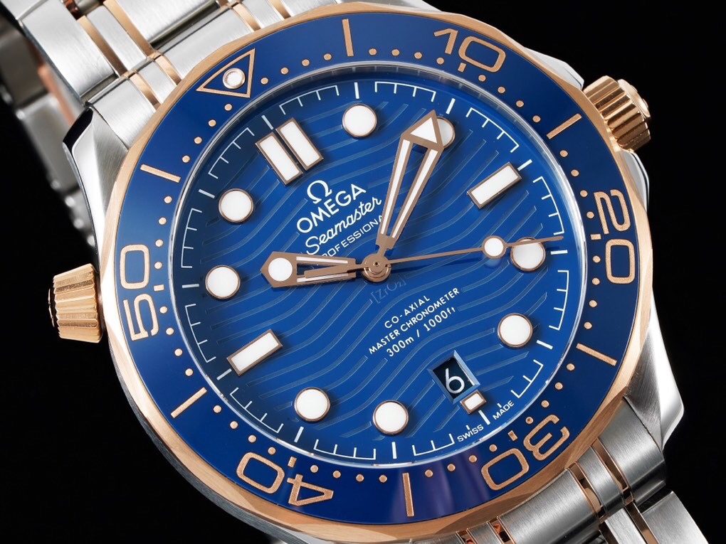Omega SEAMASTER Seamaster Planet Ocean 210.30.42.20.01.001