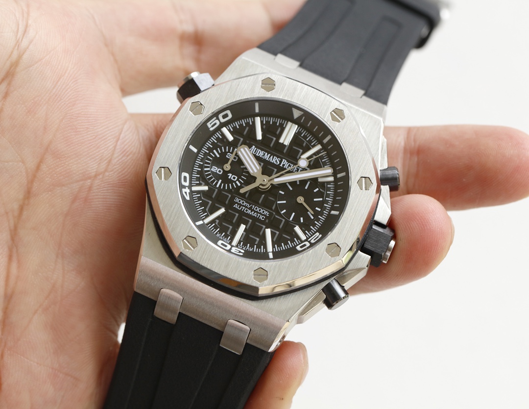 AP Audemars Piguet Royal Oak Series Fruit Watch Model: 26703