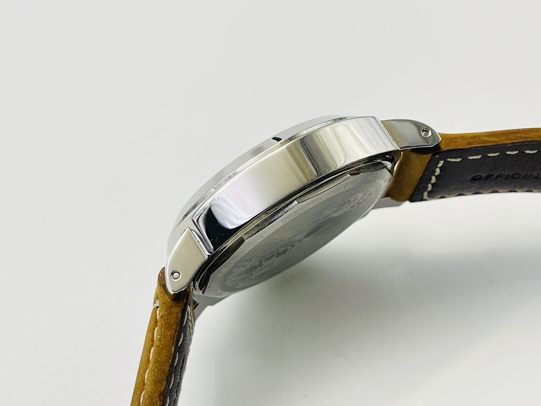 Panerai watch Pam Luminor Panerai watch!