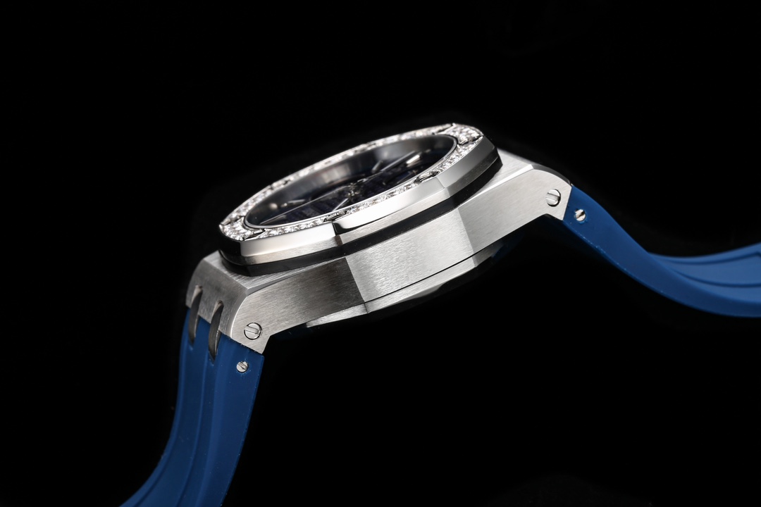 Audemars Piguet Royal Oak Women's Multifunctional Chronograph Mechanical Watch