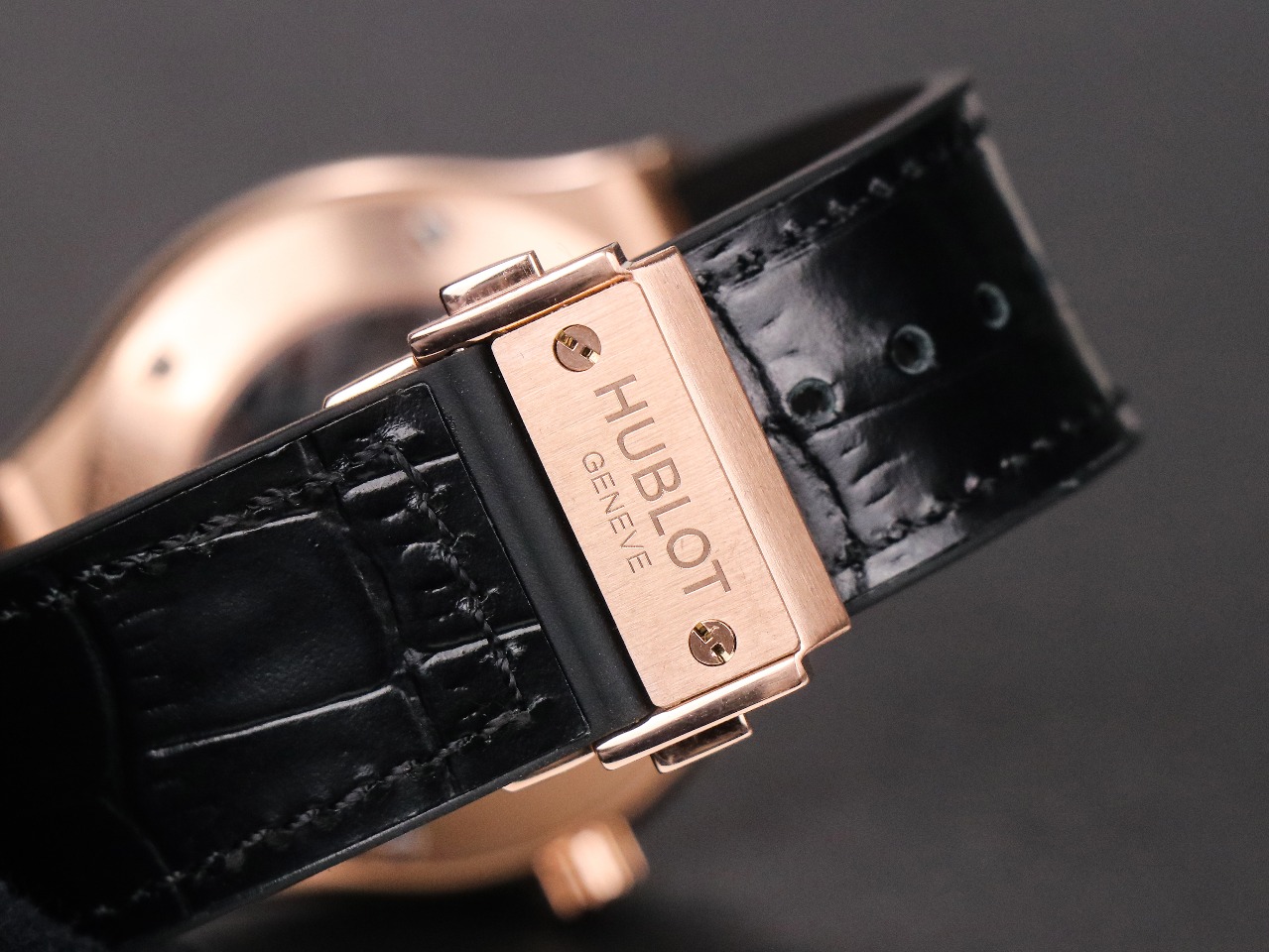 Exclusive debut of JB Hublot (Hengbao) CLASSIC FUSION series tourbillon!