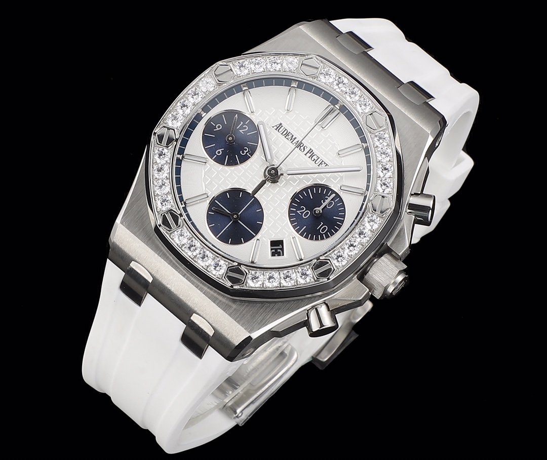 Audemars Piguet Royal Oak Women's Multifunctional Chronograph Mechanical Watch