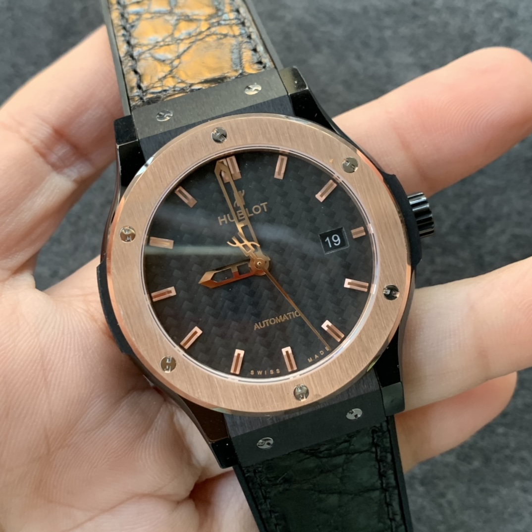 Hublot [ceramic case] 542.CM.1171.RX