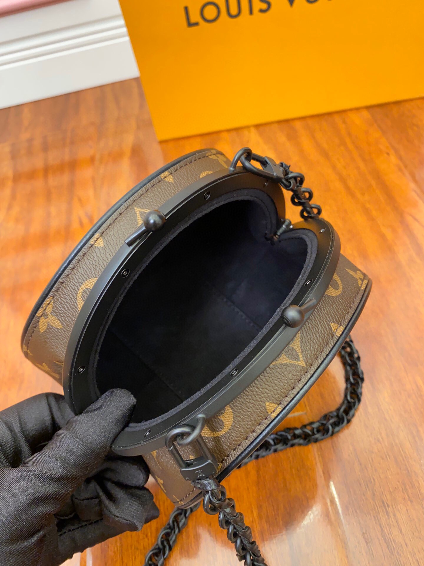 [Item number] M45280 (running volume model)