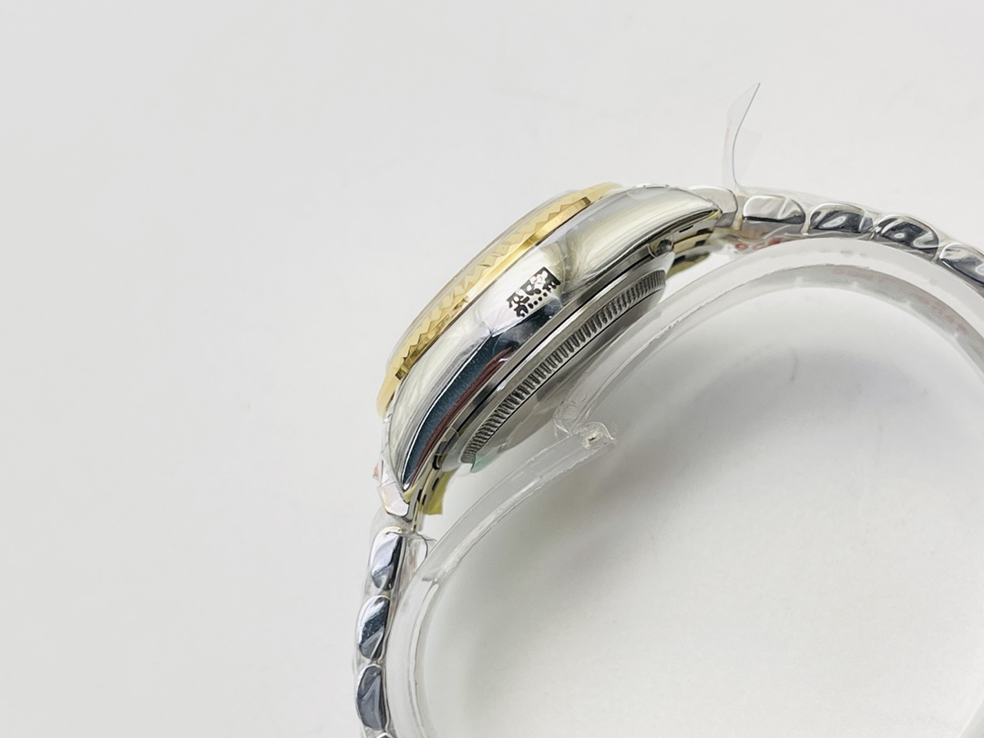 Rolex Datejust series (consistent with the origina