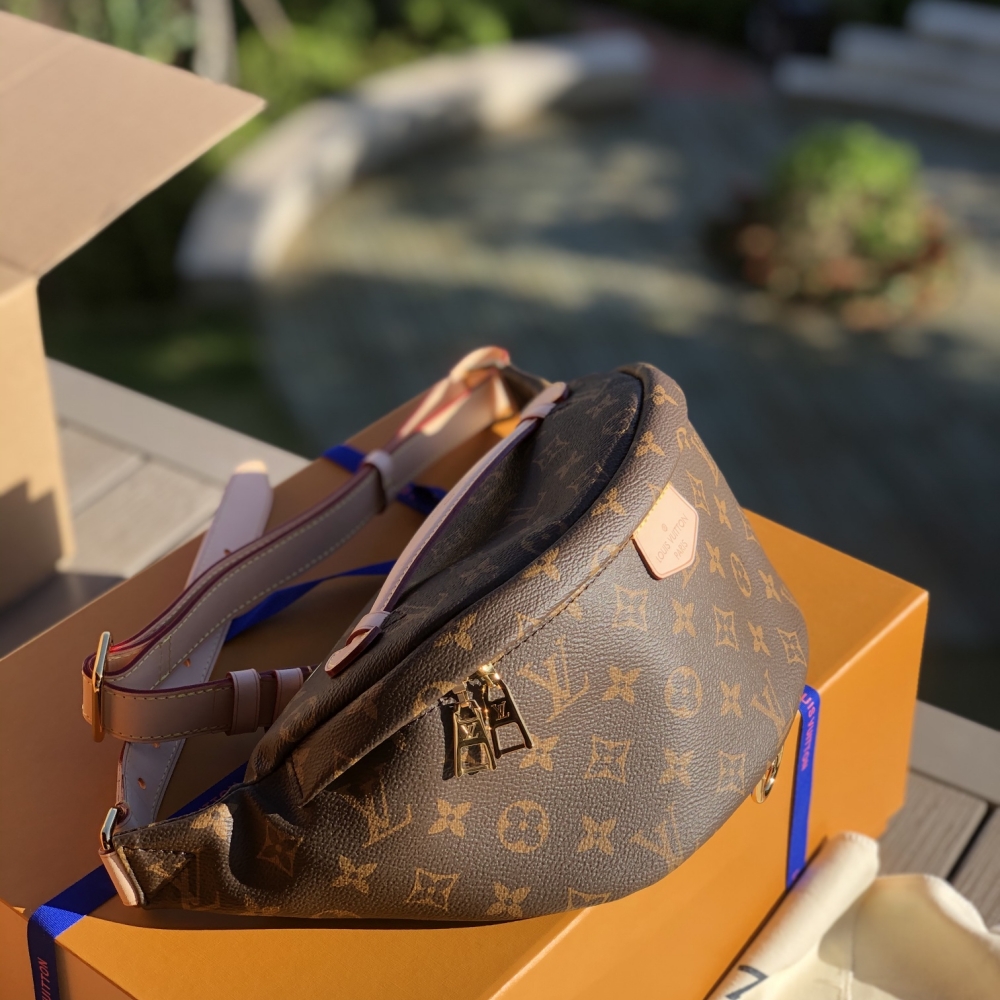 LV164703 bag