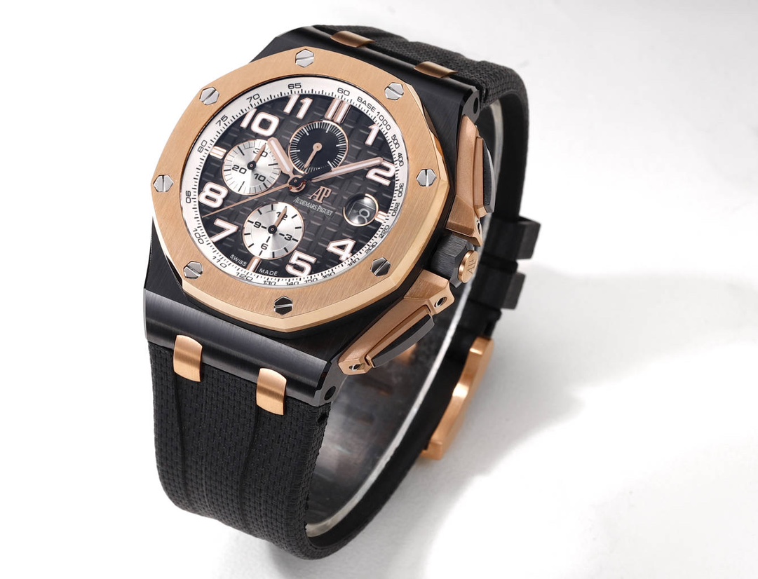 Audemars Piguet Royal Oak Offshore 26238 series 42mm watch