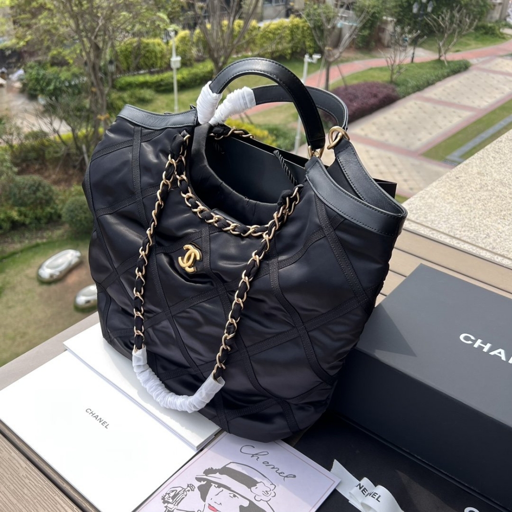 Chanel 165563 Advanced Bag