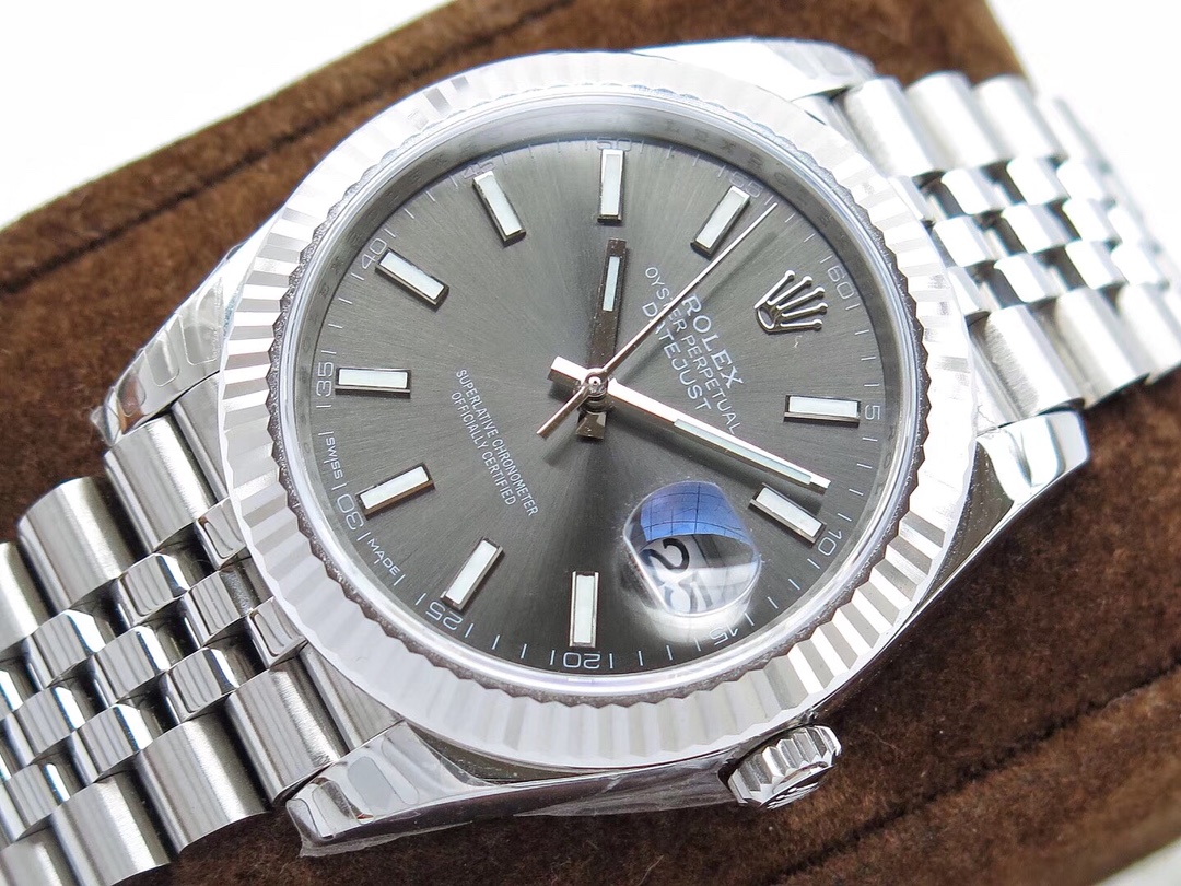 Rolex 3235 Automatic Mechanical Movement Datejust Series 126235 Men’