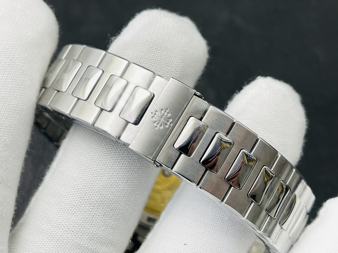 Patek Nautilus 5711 Pattek co-branded Tiffany global limited edition!