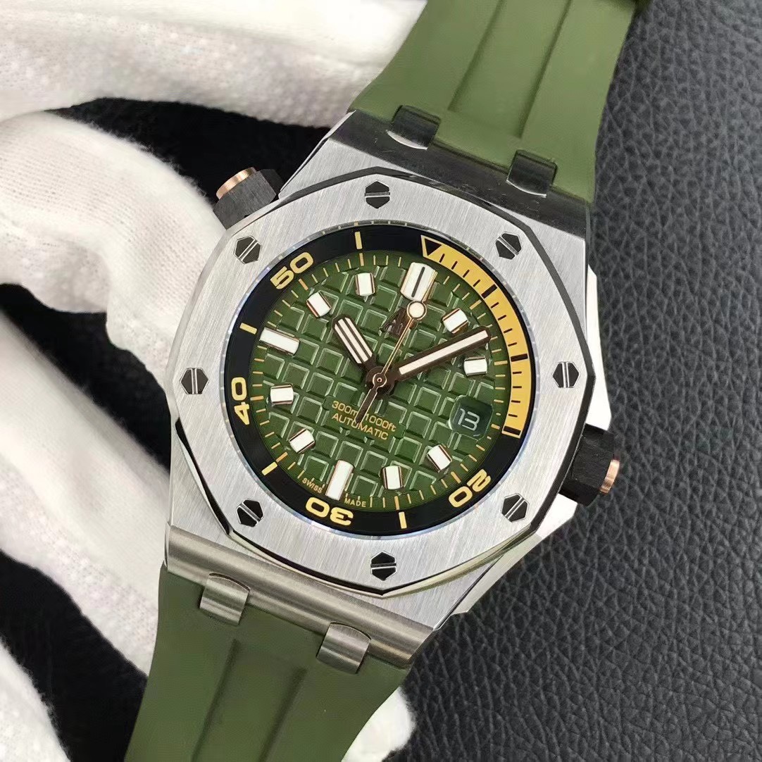Audemars Piguet diving watch - new Audemars Piguet 15720! Watch size 42mmX14.2!