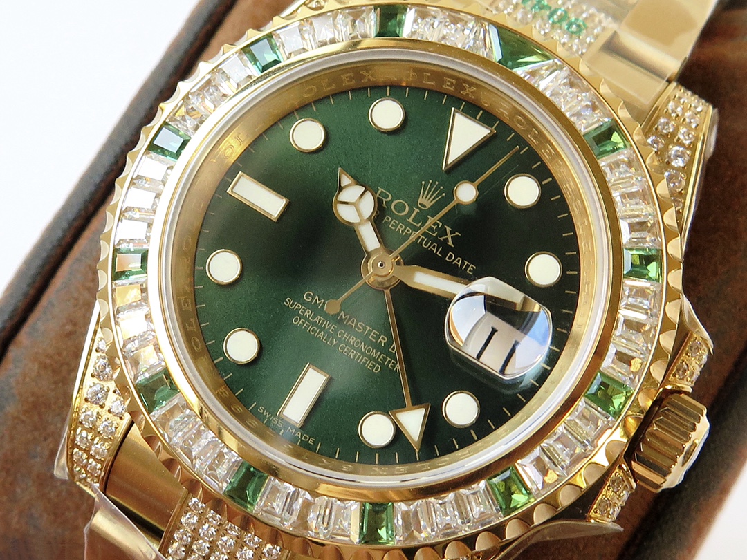 Rolex GMT-Master II Diamond Custom Edition 116758-SARU