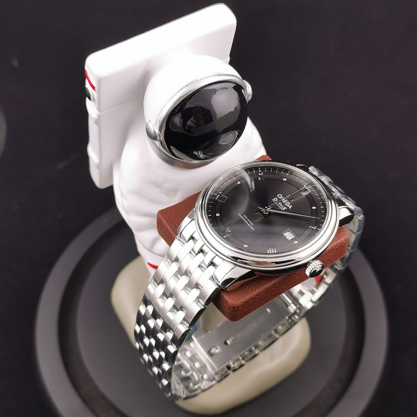 Omega Die Fei series took 2 years to arrive