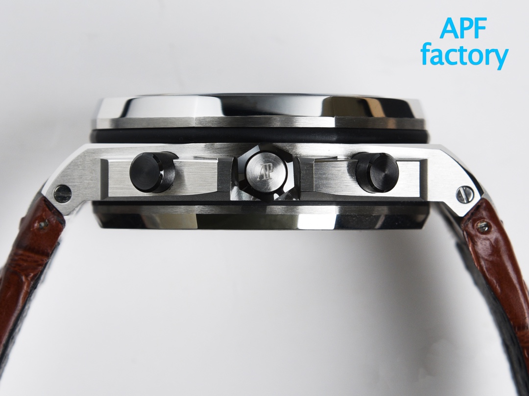 Audemars Piguet Royal Oak Offshore 26238 series 42mm watch