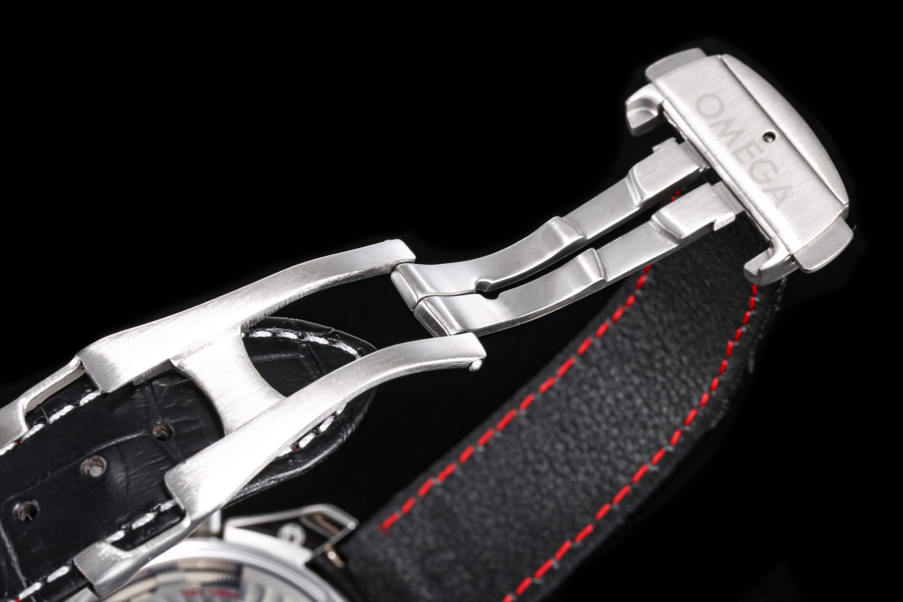 Omega Speedmaster Series Racing Chronograph 329.32.44.51.06.001