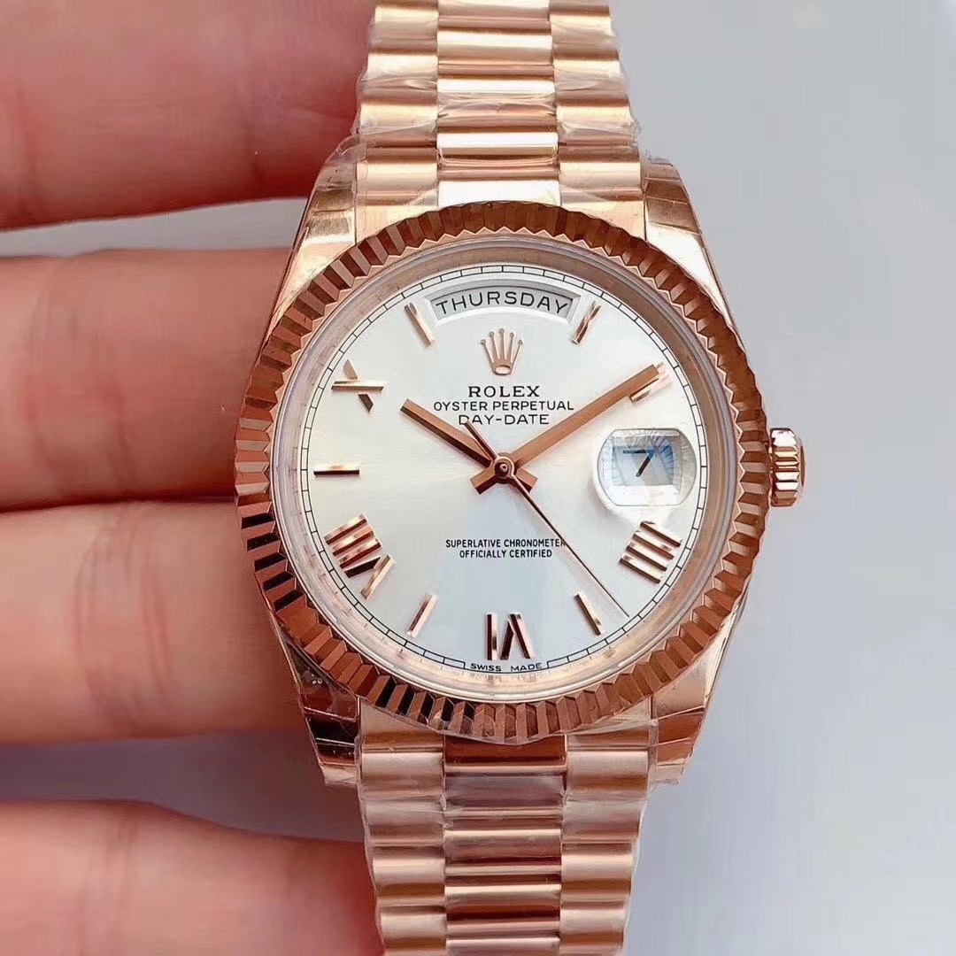 Rolex Datejust, 40mmx13mm in diameter, three beads with